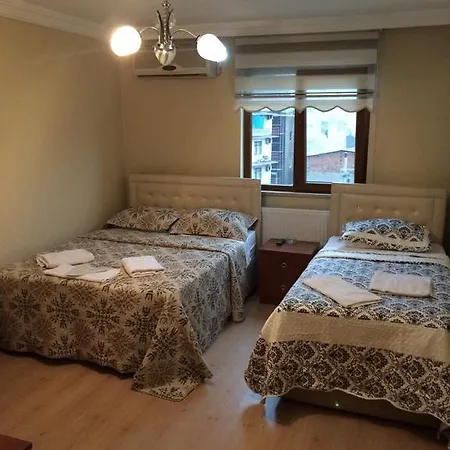 Paradise Lost Hotel 3*